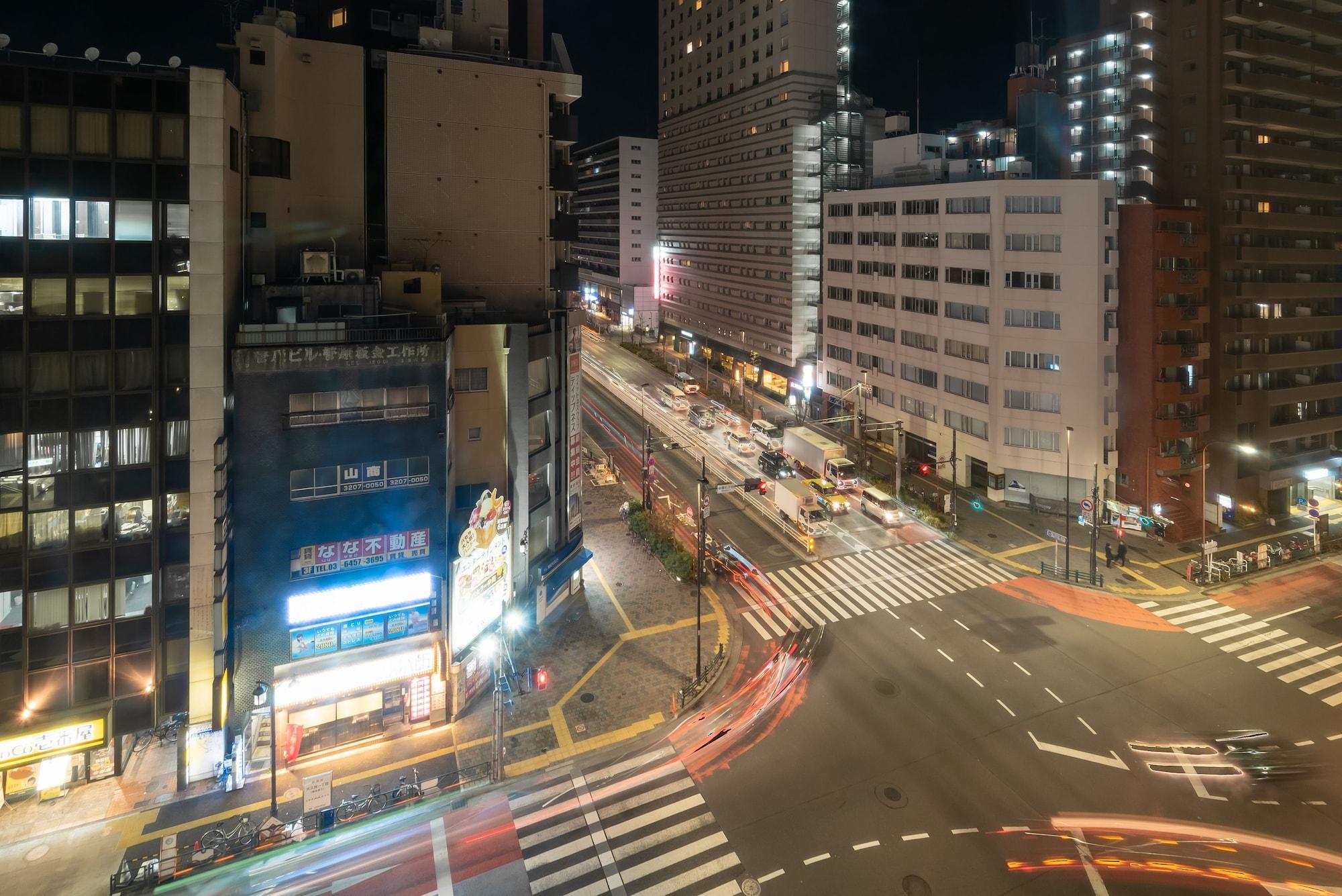 E Hotel Higashi Shinjuku Tokio Exterior foto
